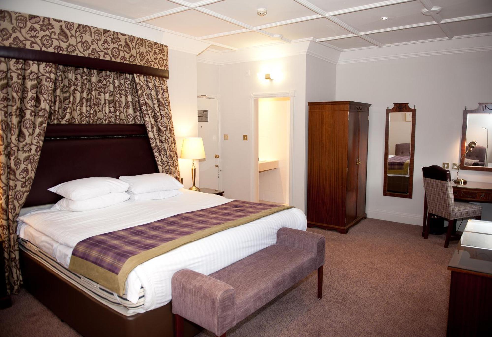 The Lymm Hotel 外观 照片