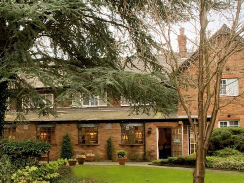 The Lymm Hotel 外观 照片