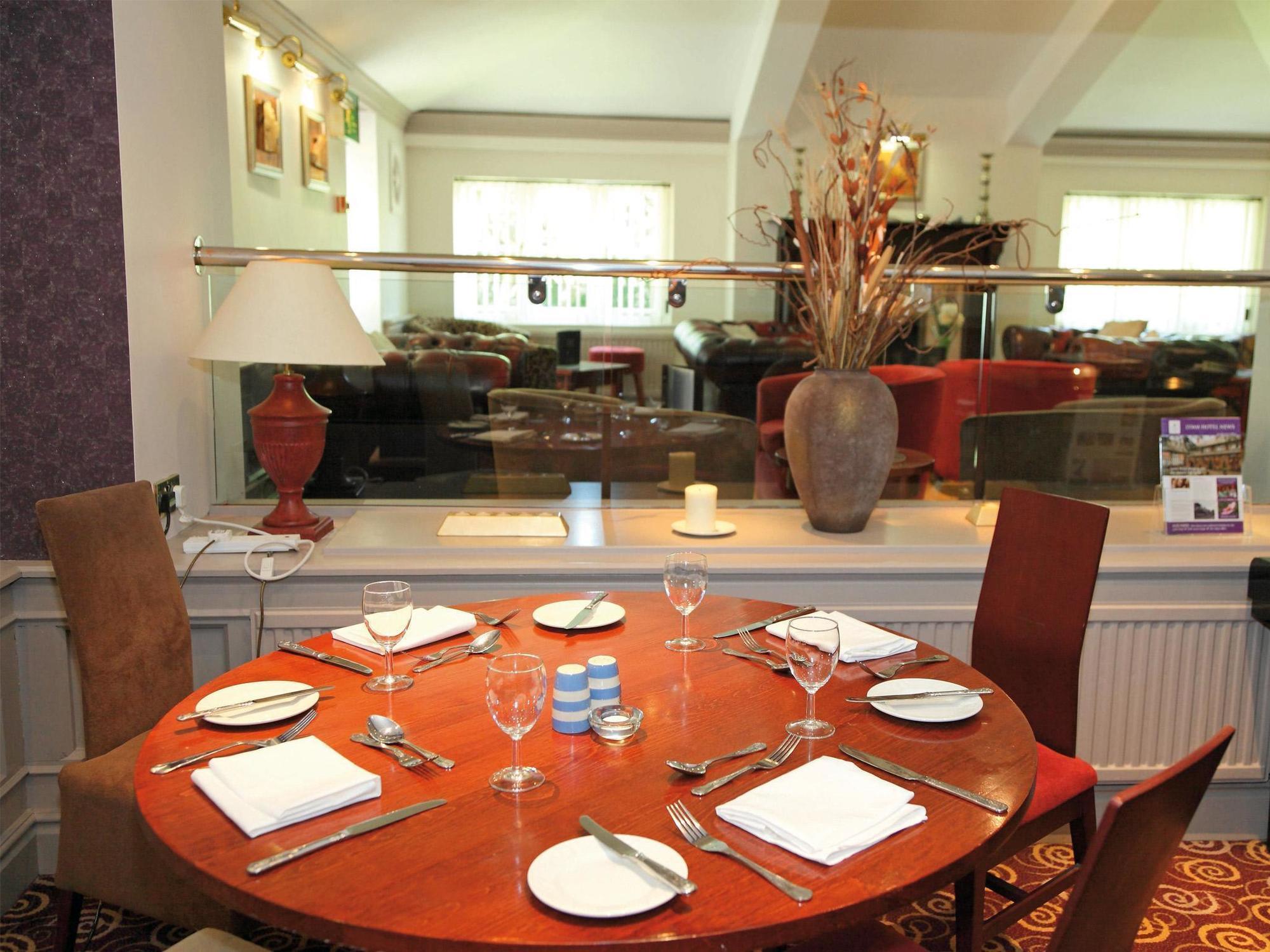 The Lymm Hotel 外观 照片