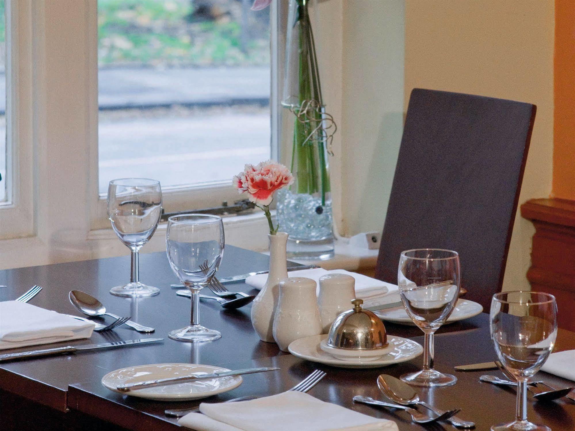 The Lymm Hotel 外观 照片