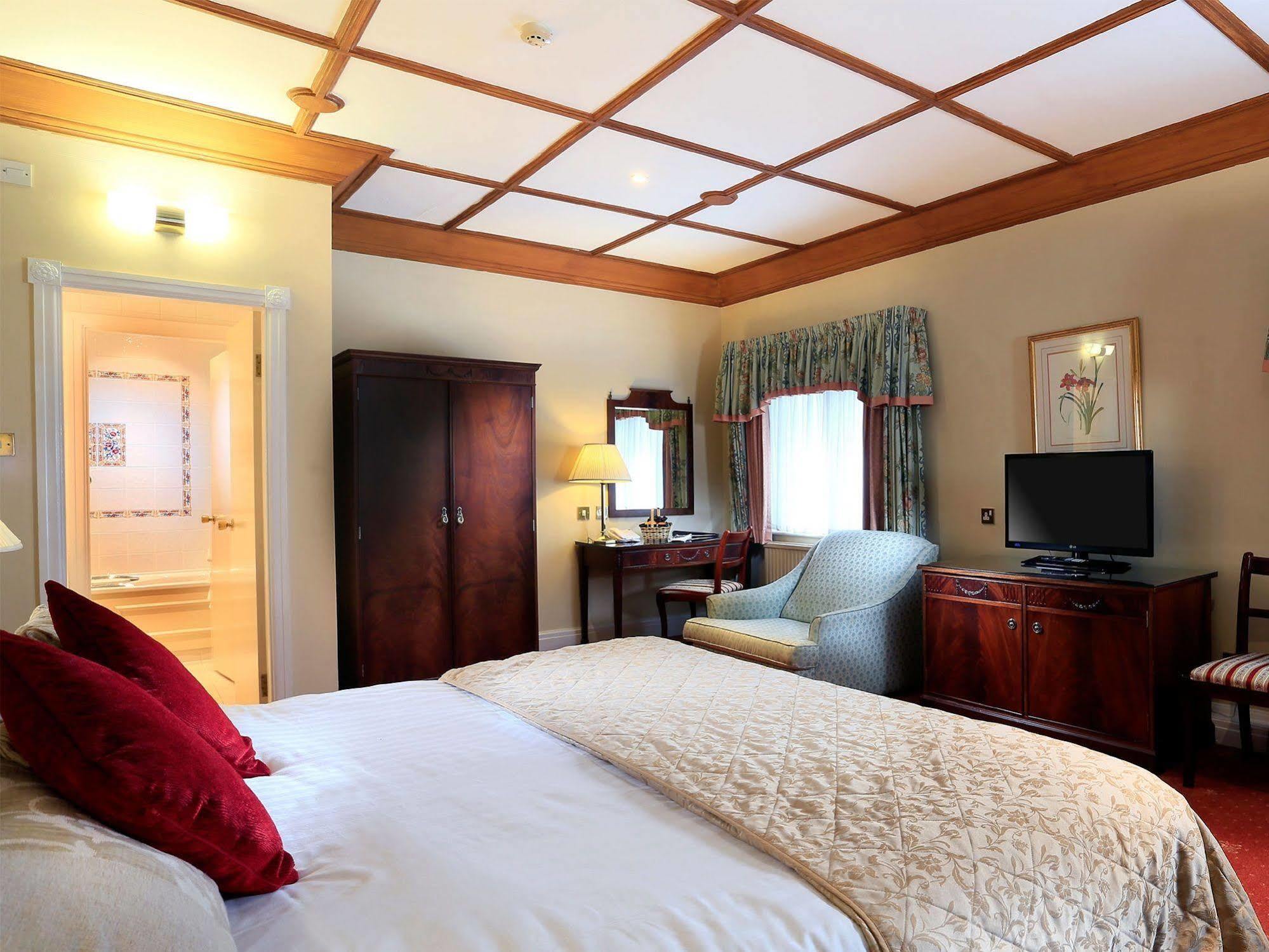 The Lymm Hotel 外观 照片