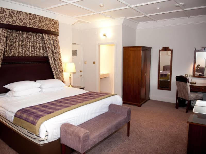 The Lymm Hotel 外观 照片