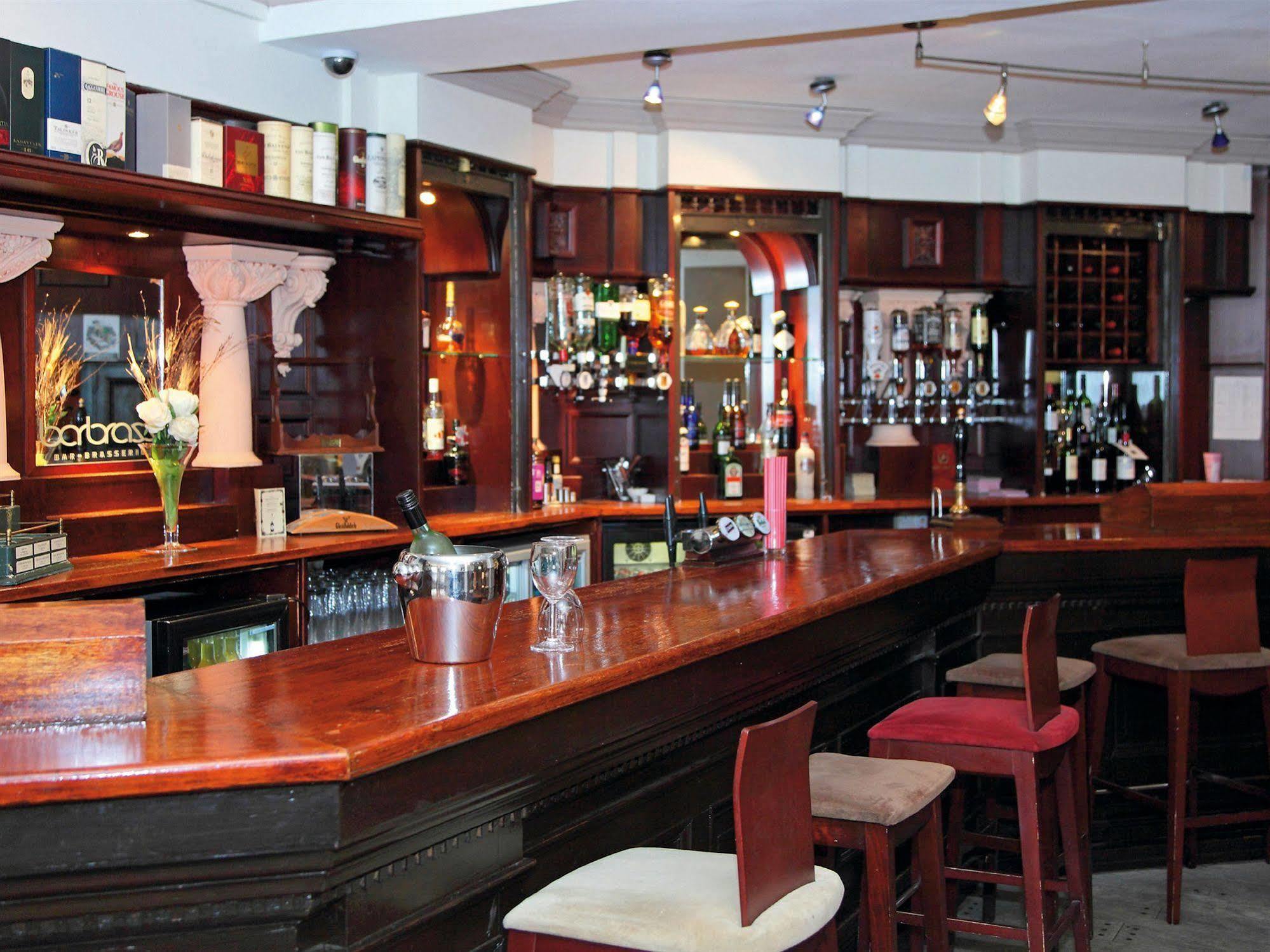 The Lymm Hotel 外观 照片